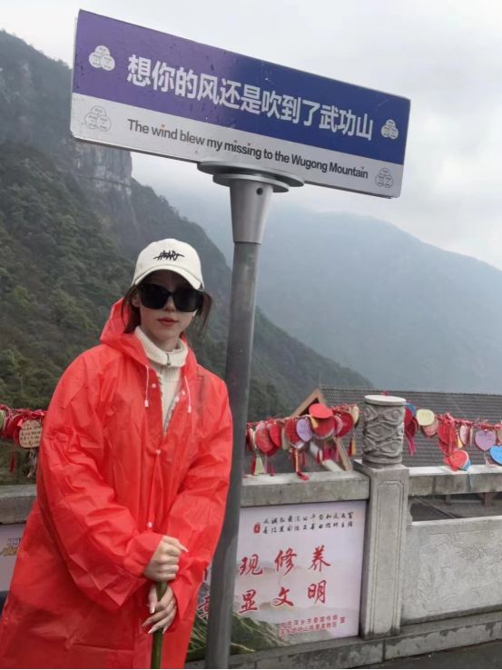 長沙太空金路橋材料有限公司,雙鋼輪壓路機(jī),福格勒瀝青攤鋪機(jī),AC系列,AF系列,SBS系列